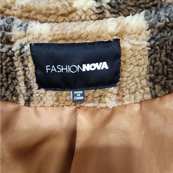 Fashion Nova  - Picture 16 of 16